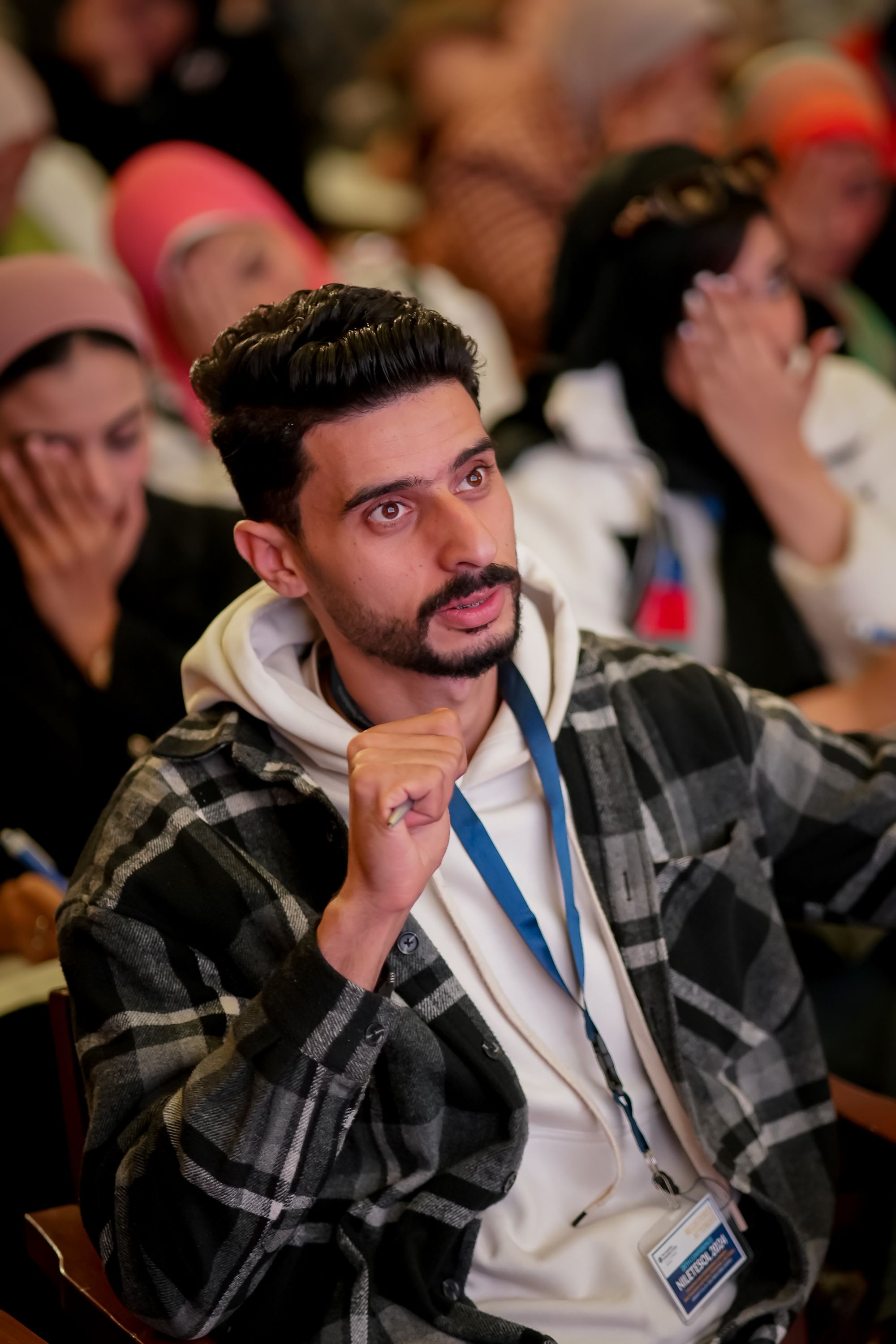 Student is paying attention to the lecture 